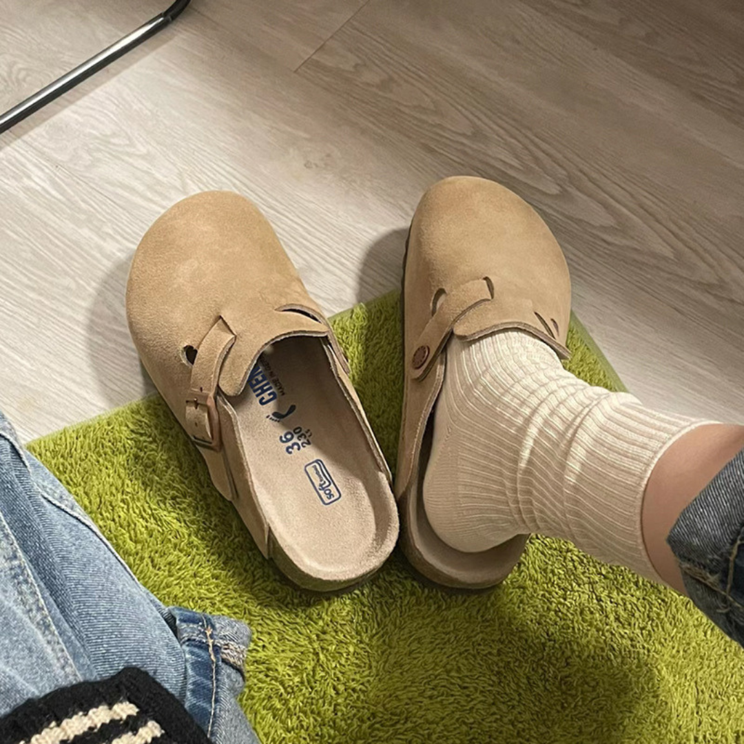 Loafers & Flats